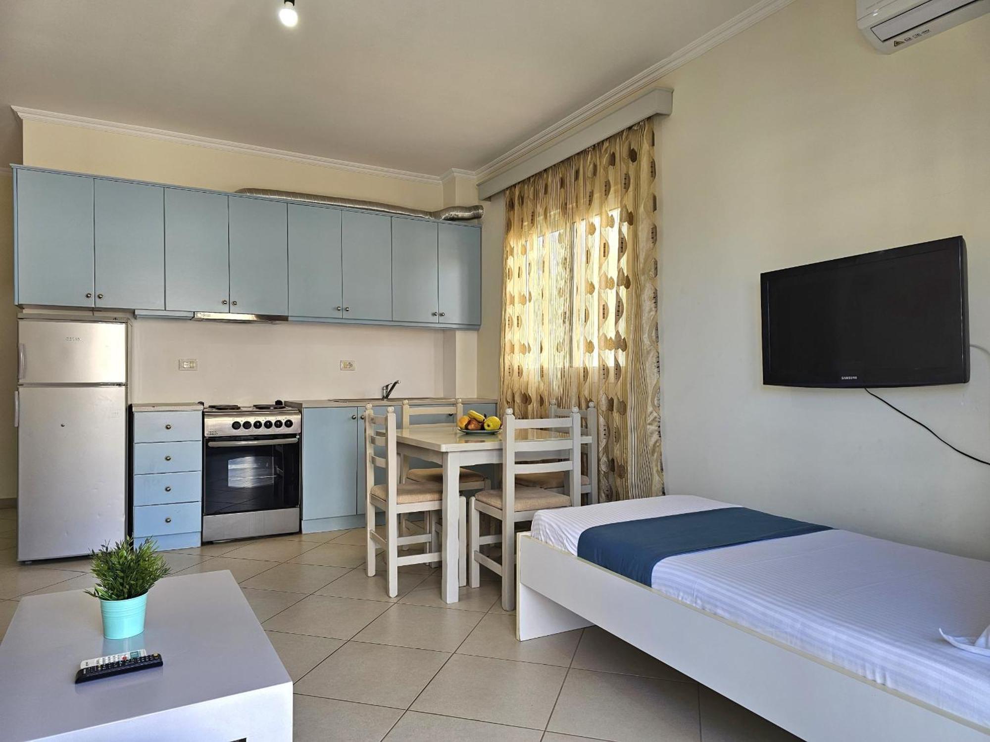 Happy Stay Eri Saranda Extérieur photo