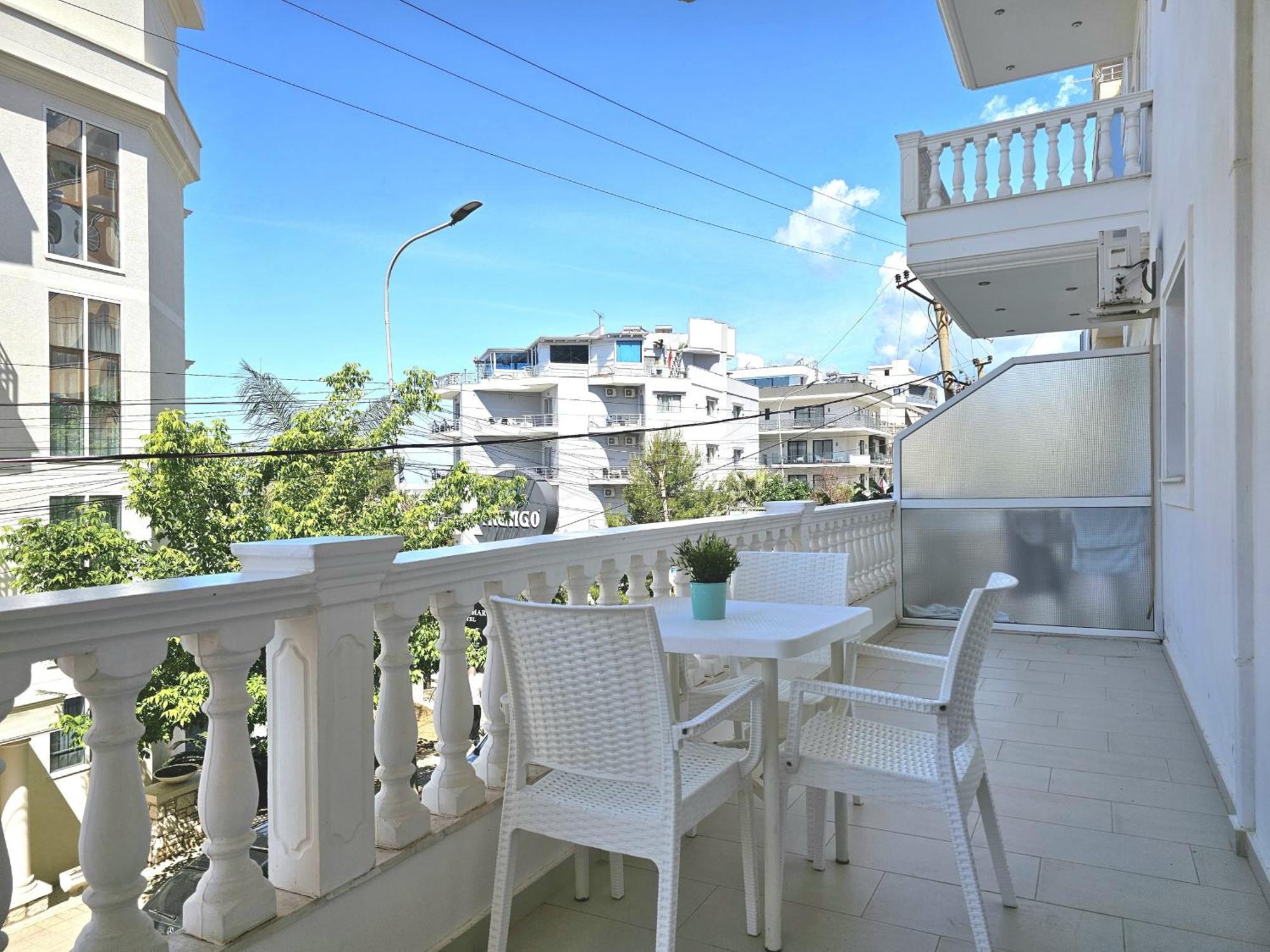 Happy Stay Eri Saranda Extérieur photo